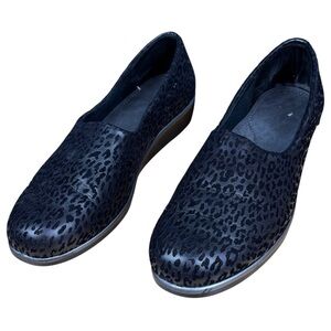 SAS Bliss Slip-On Loafers in Black Leopard – Women’s sz 12 (insole measures 11”)